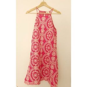 Pink summer dress with embroidered flower pattern